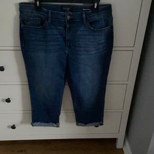 Judy Blue - skinny fit capri